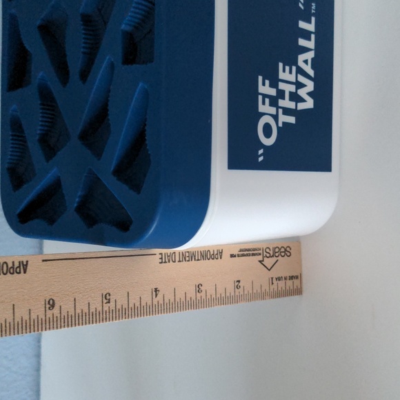 Vans Off The Wall Ice Cube Mold - Picture 8 of 9